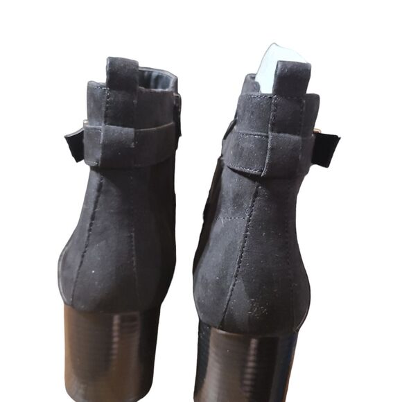 Lane Bryant Dream Cloud criss Cross Ankle Boots Size 9 W - Picture 4 of 8